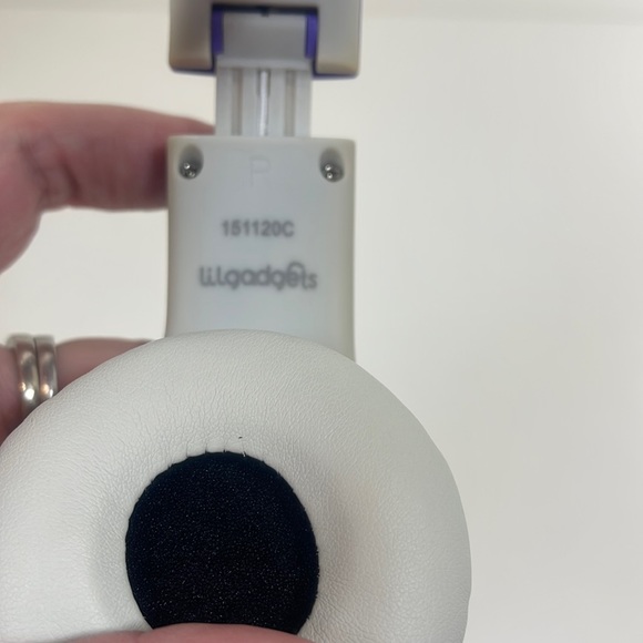 Great Condition LilGadgets Purple Wired Headphones for Kids - Picture 2 of 6